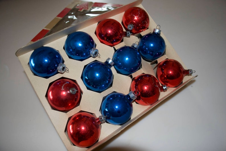 Vintage Red /& Blue Glass Ball Christmas Ornaments Box Set of 12 2 by Coby