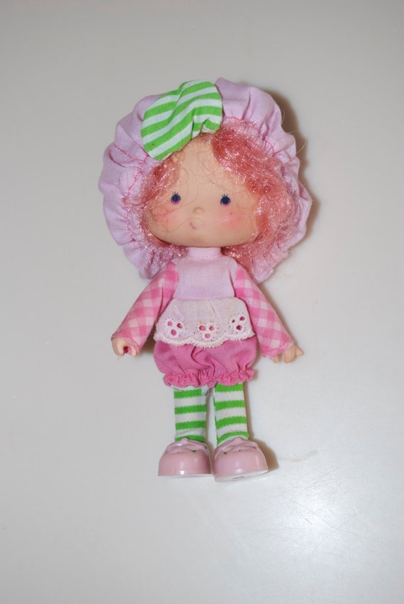 tarta de fresa muñeca antigua