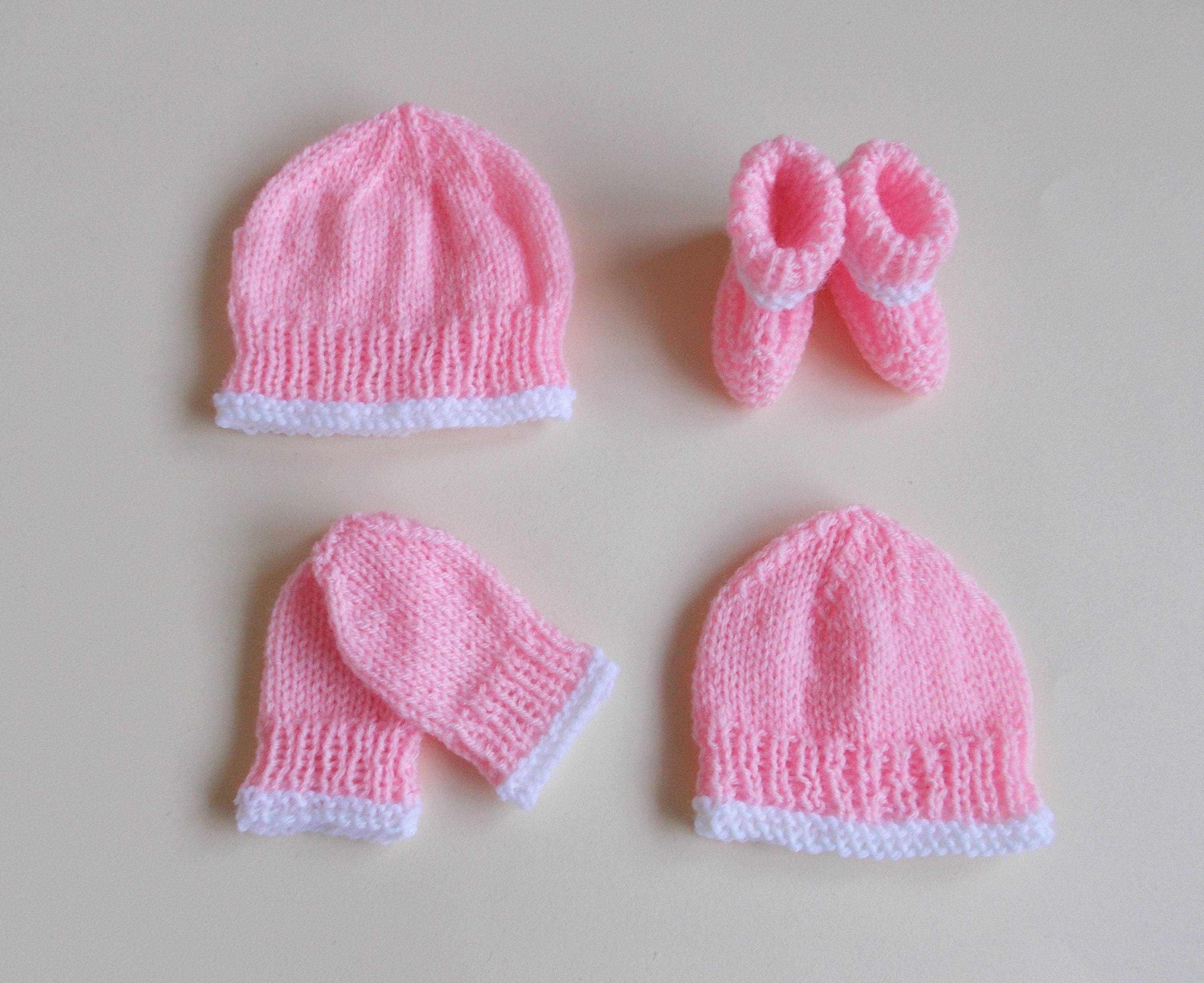 Tricks of the Trade: Loom Knitting, Newborn Baby Hat, Newborn Baby Booties,  Newborn Baby Mittens