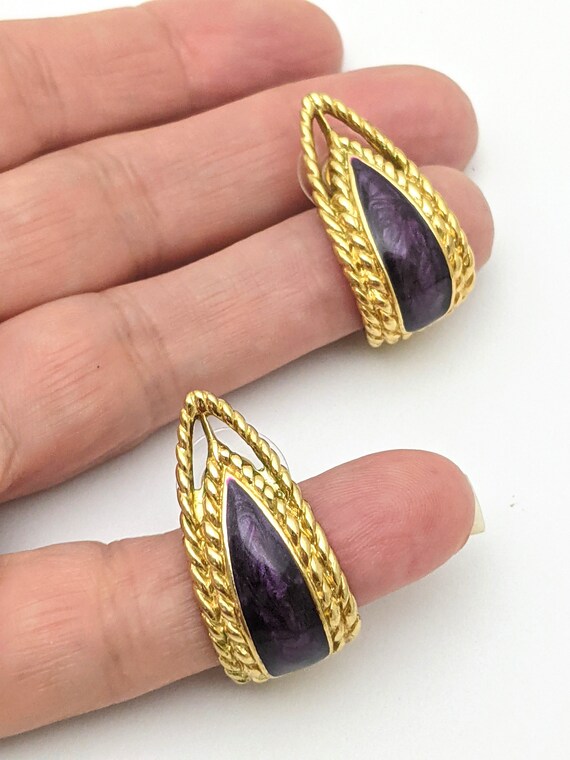 Signed Trifari TM Gold Tone Half Hoop Purple Enam… - image 6