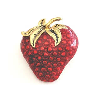 Vintage Red Strawberry Acrylic Resin Brooch, Vintage Fruit Brooch, Red Christmas Pin Jewelry