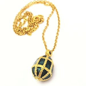 Green Enamel Egg Pendant Necklace, Vintage Cloisonne Pendant, Vintage Enamel Jewelry