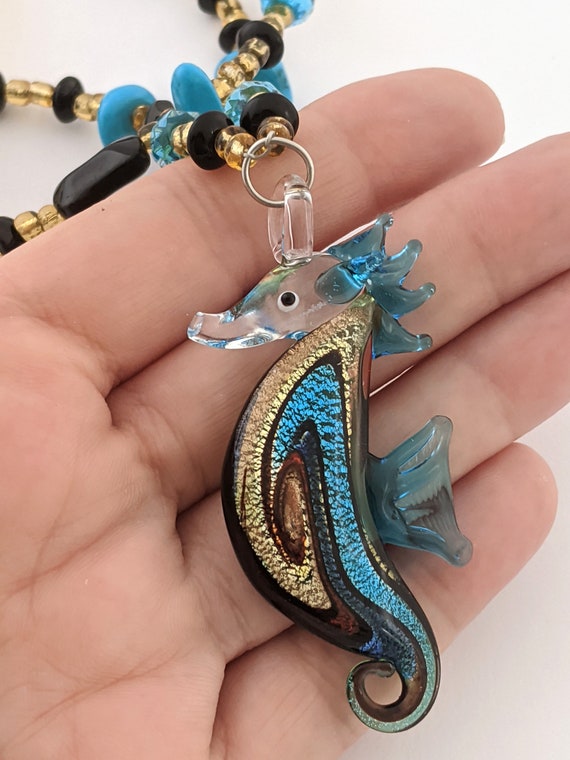 Art Glass Seahorse Pendant Necklace, Hand Blown G… - image 3