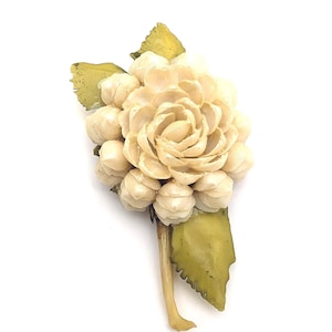 Vintage Handmade Tropical White Flower Brooch, Vintage Tropical Shell Jewelry, 1940s Fashion
