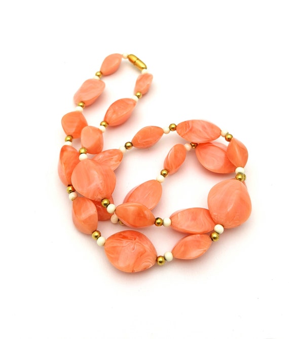 Vintage Peach And Cream Marbled Acrylic Bead Neck… - image 1