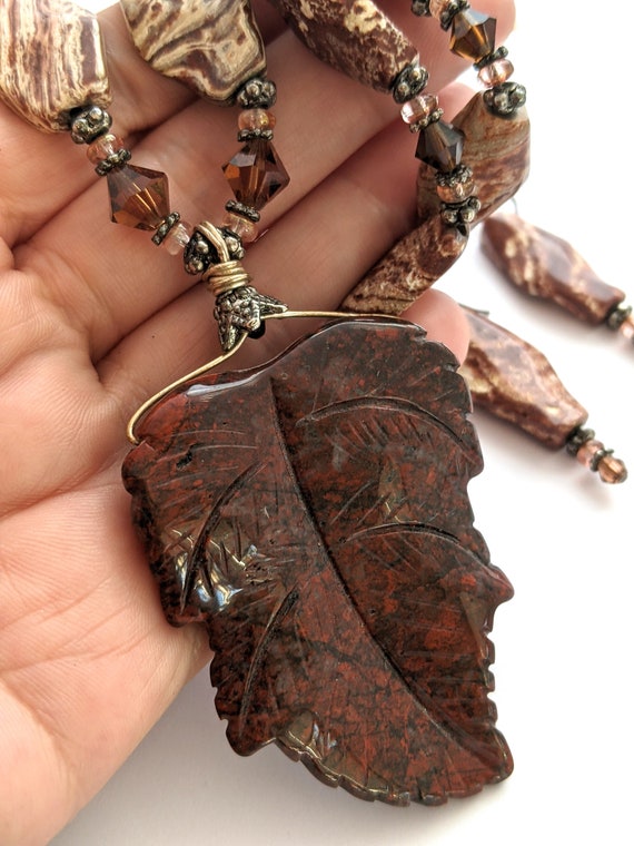 Carved Jasper Pendant Necklace Set, Natural Stone… - image 3