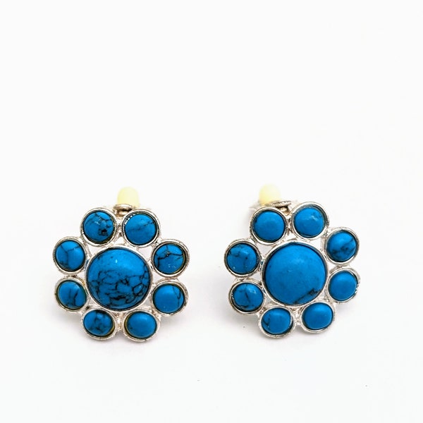 Vintage Faux Turquoise Cluster Flower Earrings, Vintage Blue Plastic Bead Clip On Earrings, 70s Fashion
