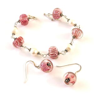Vintage Pearl And Glass Bead Bracelet, Pink Bead Jewelry Set, Pink Rose Art Glass Jewelry