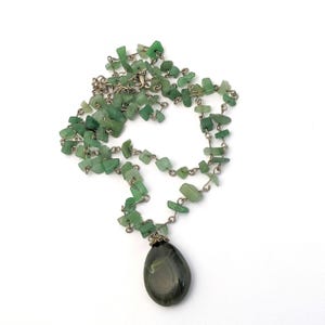 Silver Tone  Green Aventurine Pendant Necklace, Vintage Green Multi Strand Bead Necklace, Vintage Adventurine Chip Beads