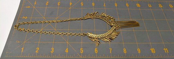 Vintage Gold Tone Fringe Choker Necklace, 1960s G… - image 10