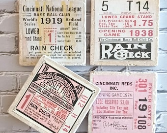 Posavasos de los Cincinnati Reds: Artículos de colección de la MLB con forma de talón de boleto antiguo, juego de 4