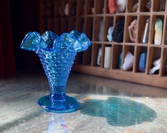 最終価格！美品 フェントン ホブネイル 花瓶 ヴィンテージ グリーン USA 最終価格！美品 フェントン ホブネイル 花瓶 ヴィンテージ グリーン