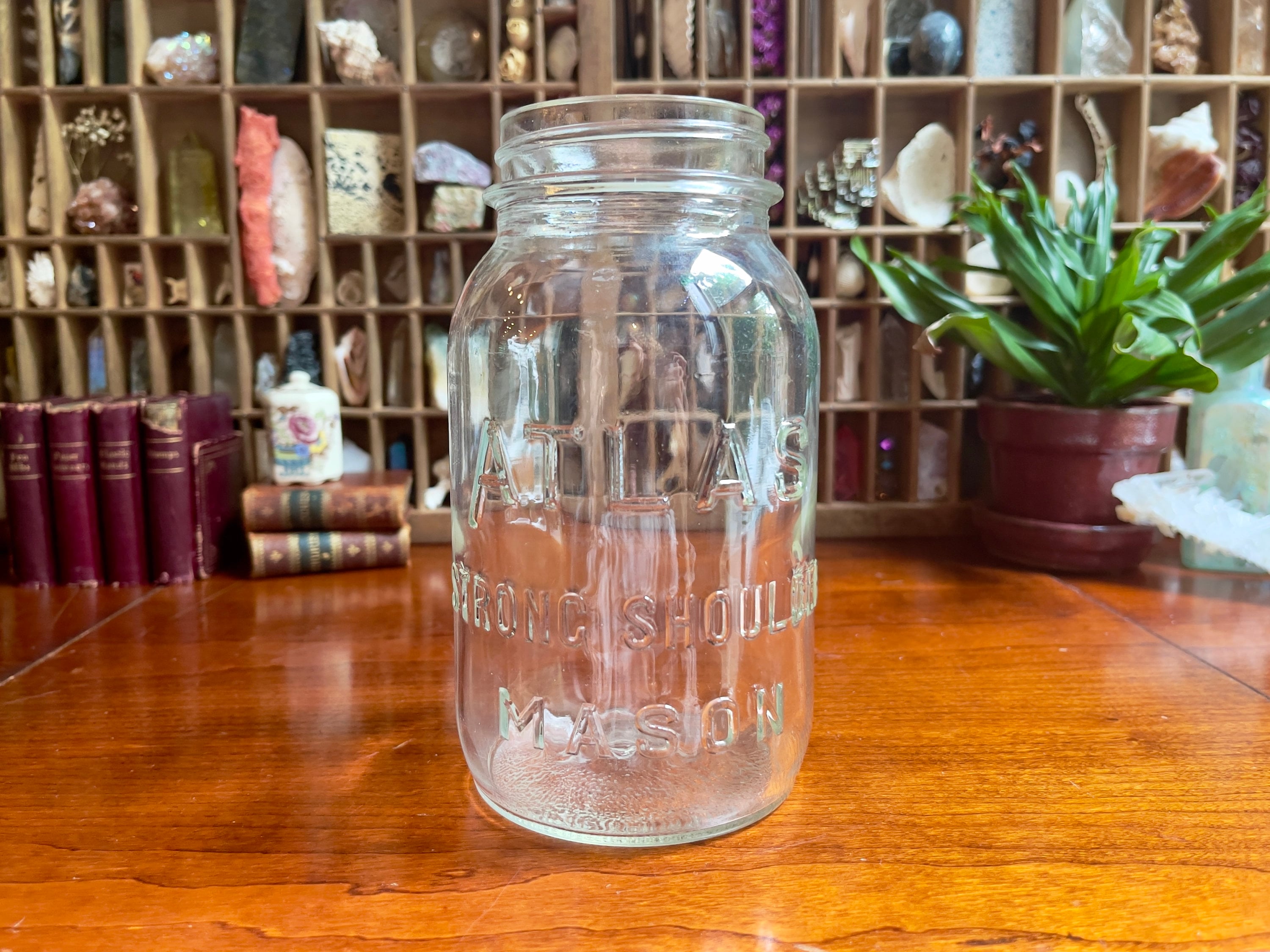 Real Vintage Clear Glass Mason Jars without Lids / Atlas Strong Shoulder  Mason & Lamb Mason Large Jars / Antique Quart-Sized Mason Jars