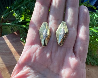 Vintage 18k Gold Diamond Cluster Earrings: Swirled Bridal Jewelry