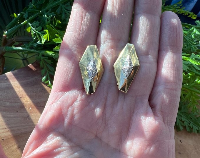 Vintage 18k Gold Diamond Cluster Earrings: Swirled Bridal Jewelry