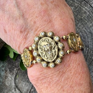 Victoriaanse armband, armband leeuw, armband madeliefje, antieke leeuw armband, armband bloemen, dierensieraden afbeelding 9