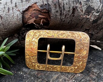Antique Victorian Era Large Belt Buckle With Botanical Design Similar Items to Antique Victorian Era Large Belt Buckle  main image 2