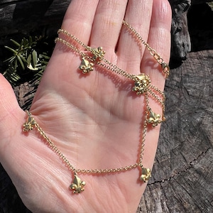 Fleur de Lis, Collar Fleur de Lis, Cadena Fleur de Lis de Oro, Joyería Fleur de Lis