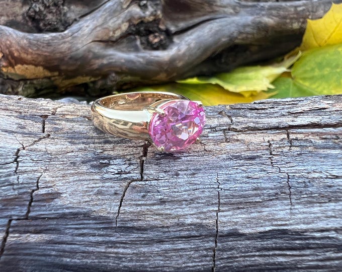 Pink Sapphire Tank Ring, Gold Sapphire Ring, Pink Sapphire Ring