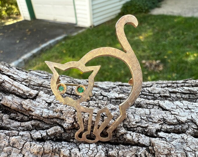 Emerald Cat Pin, Gold Cat, Gold Cat Brooch, Emerald Cat Brooch