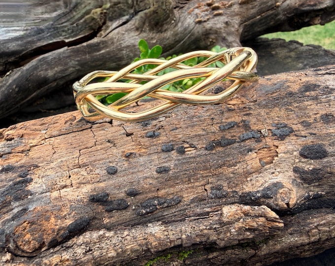 14K Yellow Gold Twisted/Braided Link  Bangle Bracelet
