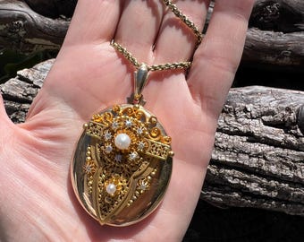 Victorian Locket, Victorian Locket Gold, Antique Gold Locket, Pearl Locket, Diamond Locket