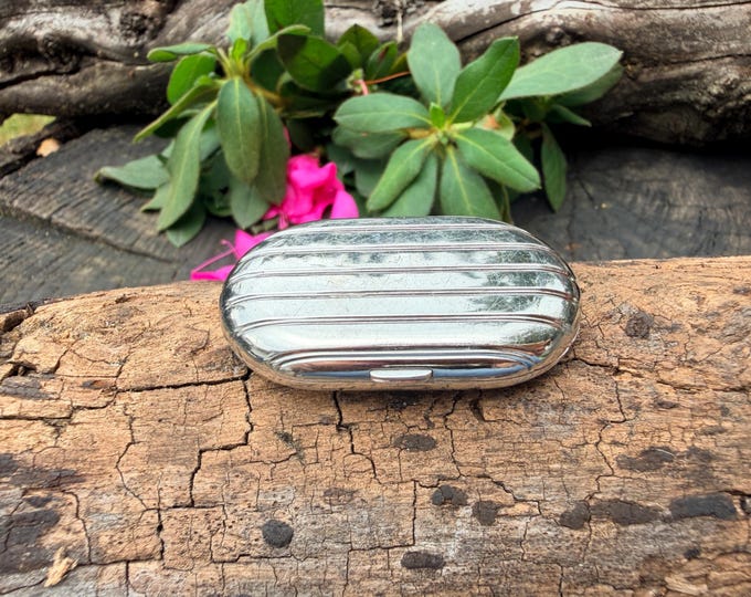 Vintage Platinum Pill Box, 1970s White Gold Ridges, Mini Keepsake Holder