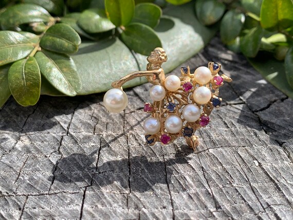 Yellow Gold Ballerina Brooch, Pearl and Ruby Danc… - image 4
