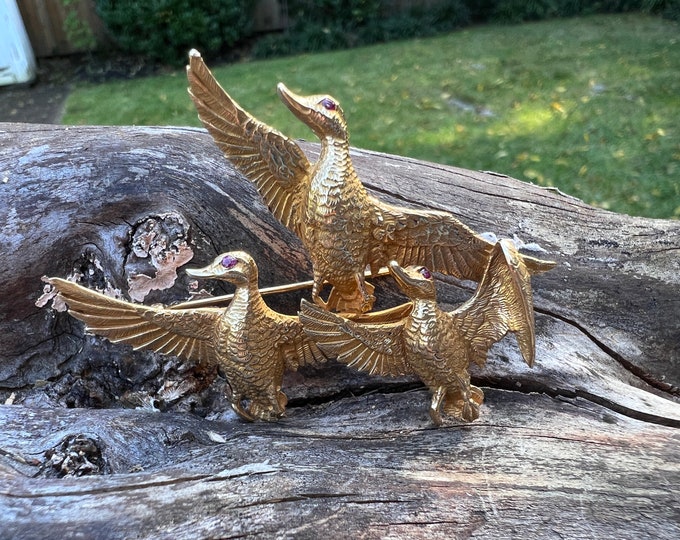 Geese Brooch, Bird Brooch, Gold Bird Brooch, Gold Goose Brooch, Bird Jewelry