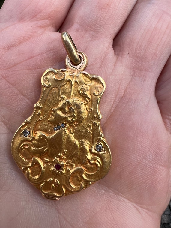 Art Nouveau Locket, Antique Locket, Gold Lady Pen… - image 4