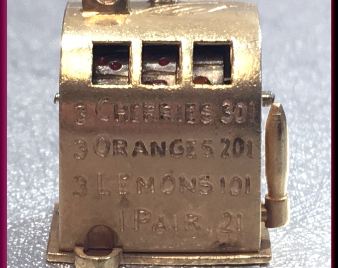 Slot Machine Charm Movable Charm Gold Slot Machine Charm One Armed Bandit Charm Gambling Charm Yellow Gold Charm Slot Machine Las Vegas