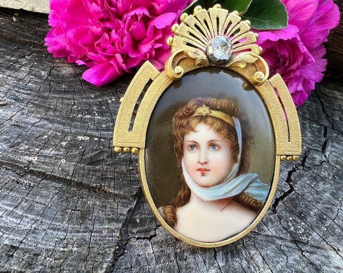Art Nouveau Portrait Pendant, Hand Painted Pendant, Antique Gold Pendant, Portrait Pendant