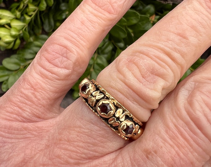 Wide Gold Garnet Band, Garnet Wedding Band, Wide Garnet Band, Garnet  Eternity Band, January Birthstone