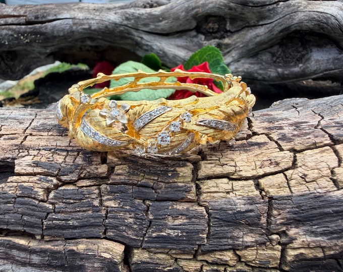 18k Yellow Gold Diamond Bangle Bracelet – Vintage Bamboo Leaf Design, Approx. 1.00 CTW Diamonds