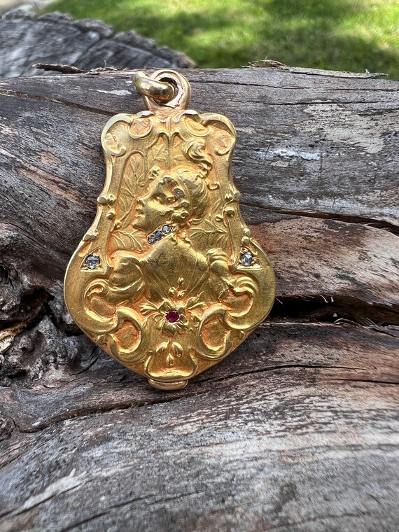 Art Nouveau Locket, Antique Locket, Gold Lady Pen… - image 9