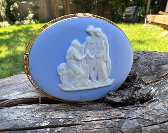  ウェッジウッド　K9　375刻印 カメオ ブローチ Wedgwood ウェッジウッド K9 375刻印 カメオ ブローチ - メルカリ