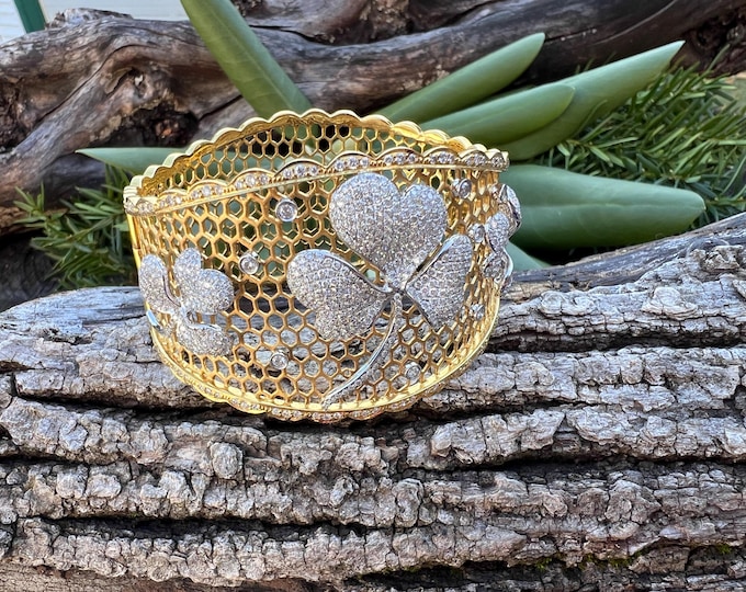 Diamond Flower Bangle, Flower Bangle, Wide Diamond Bangle, Circle Link Wide Bangle, Chunky Gold Bracelet