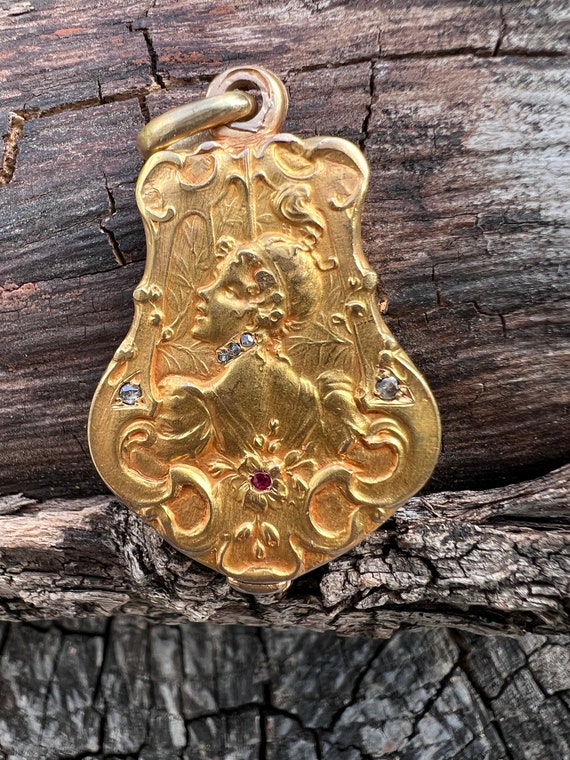 Art Nouveau Locket, Antique Locket, Gold Lady Pen… - image 2