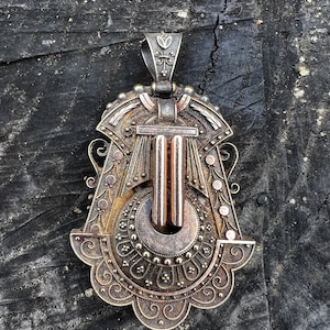 Victorian Locket, Victorian Gold Locket, Antique Locket, Antique Gold Locket