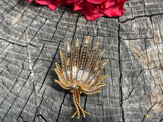 Diamond Flower Brooch, Gold Flower, Diamond Flowe… - image 6