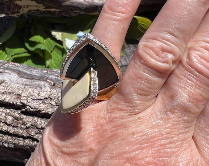 Yellow Gold and Onyx Ring, Onyx Cocktail Ring, Onyx and Diamond Ring