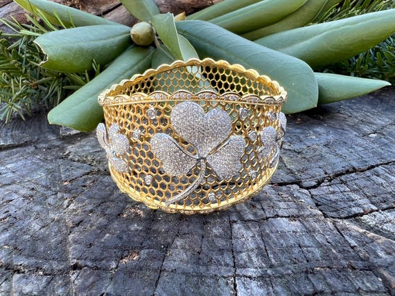 18k Gold Diamond Flower Bangle Bracelet: Avant Ga… - image 2