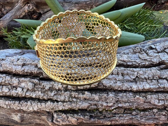 18k Gold Diamond Flower Bangle Bracelet: Avant Ga… - image 10