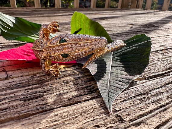 Vintage 18k Gold Diamond Alligator Bangle Bracele… - image 10