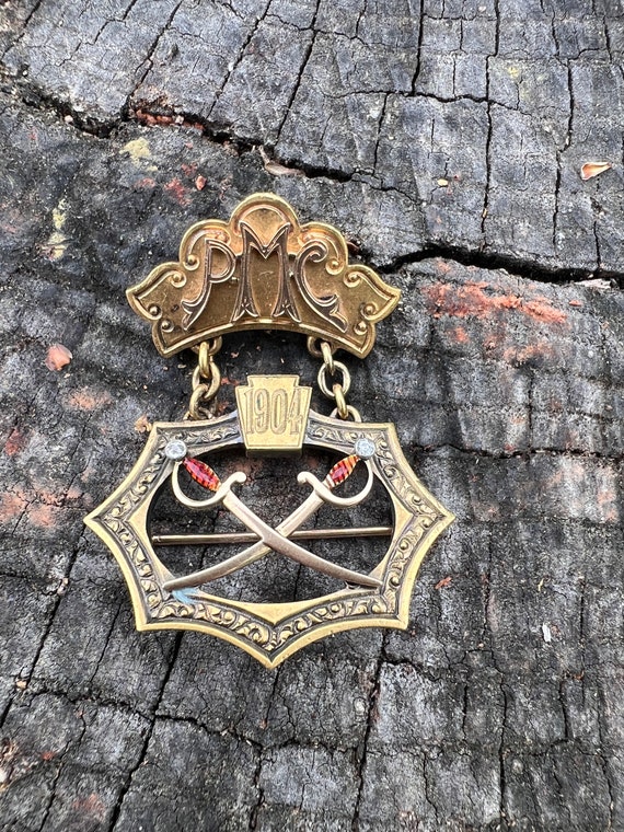 騎兵勲章、ビクトリア州軍事勲章、ペンシルベニア軍事勲章、ベルク