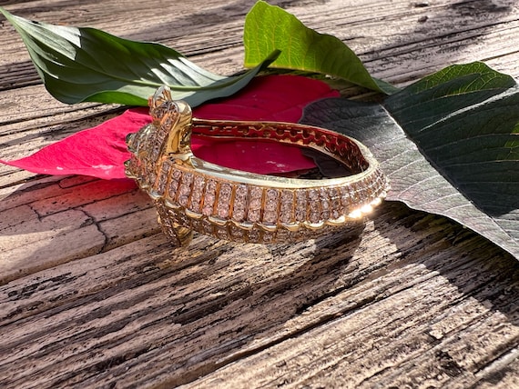 Vintage 18k Gold Diamond Alligator Bangle Bracele… - image 2