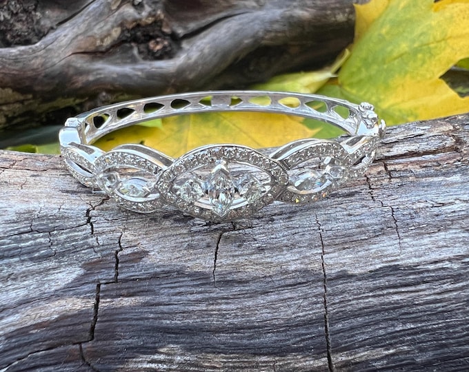 White Gold Diamond Bangle,  Diamond Bangle,  White Gold Bangle, Chic Bangle
