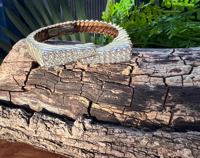 18K Yellow Gold Diamond ByPass Bangle Bracelet