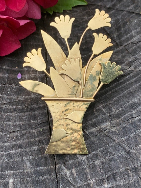 Gold Flower Brooch, Basket of Flowers Brooch, Flo… - image 9
