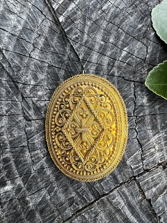 Victorian Gold Brooch, Antique Gold Pin, Ornate Vict… Gem